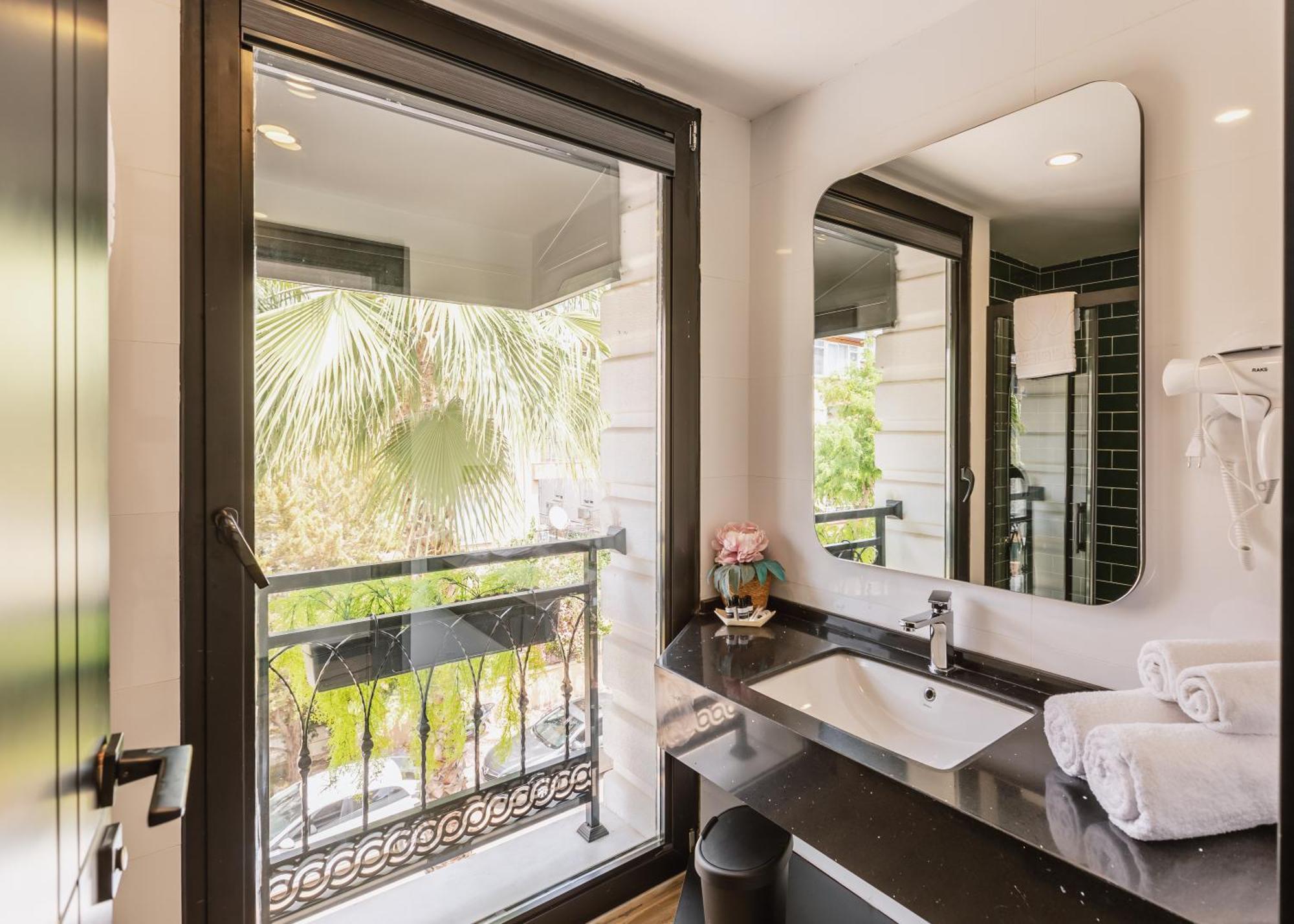 אנטליה Ella Suites Hotel מראה חיצוני תמונה